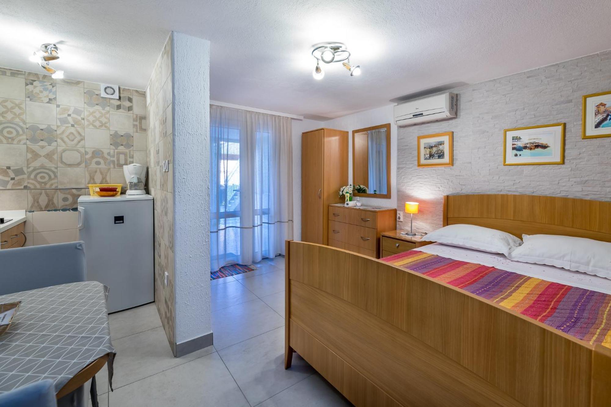 Apartments Nadica 巴斯卡 外观 照片